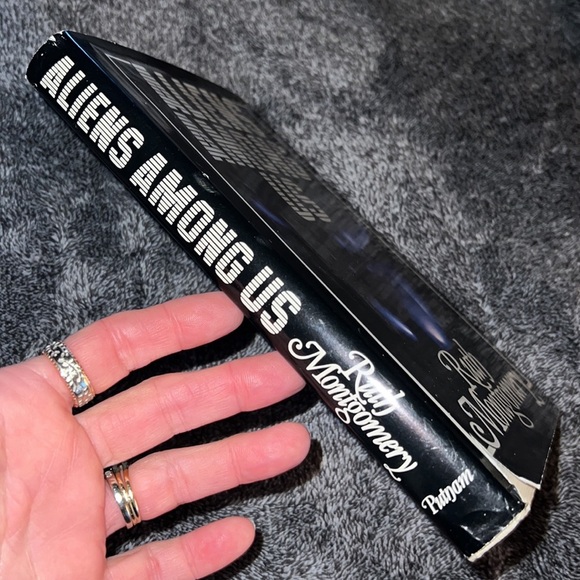 ALIENS AMONG US FIRST EDITION 1985 HARDCOVER BOOK RUTH MONTGOMERY w DUSTCOVER - Picture 4 of 13